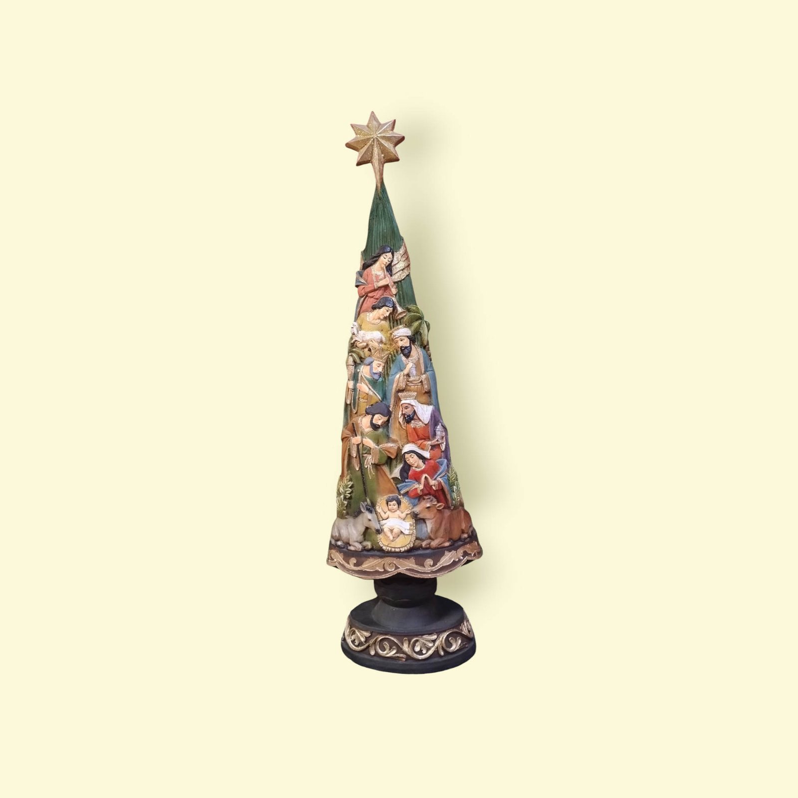 Nacimiento en Árbol de Navidad: Decoración con Árbol de Resina de 75 cm
